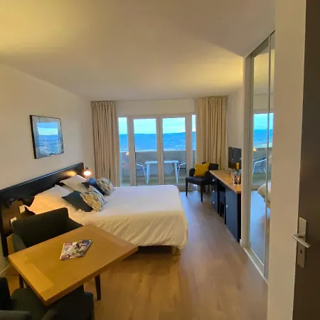 Le Relais De Castelnau 卢布雷萨克