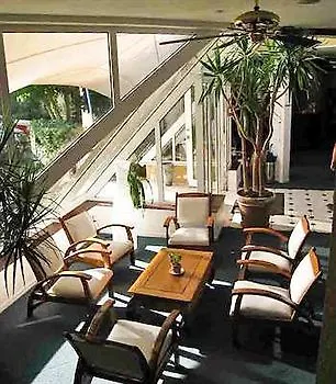 Le Relais De Castelnau