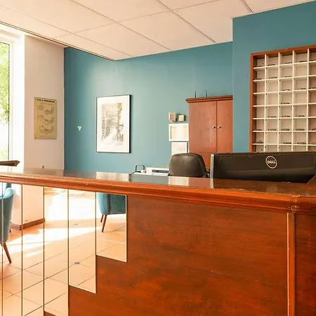 Le Relais De Castelnau Hotel