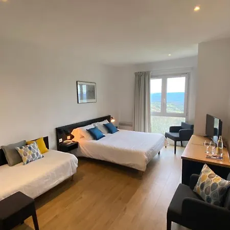 Hotel Le Relais De Castelnau 3*