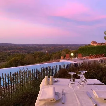 Le Relais De Castelnau Hotell Loubressac