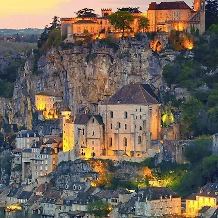 Hotel Le Relais De Castelnau 3*