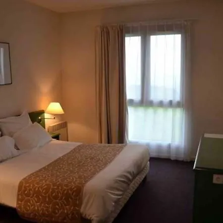 Le Relais De Castelnau Otel