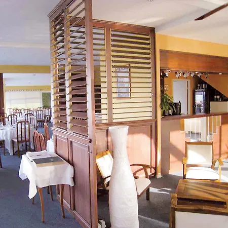 Le Relais De Castelnau